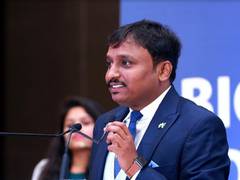 
      
      Anil Nagabhushan led Yaadvi scores top honours
      
      