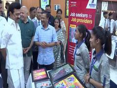 
      
      Stalin visits Delhi Govt schools, Mohalla clinics with Kejriwal
      
      