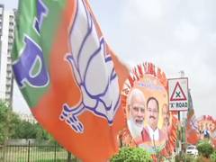 
      
      Hyderabad dons saffron hue ahead of BJP mega show
      
      