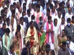 
      
      KCR attends 'Maha Kumbha Samprokshana' ceremony at Yadadri Temple
      
      