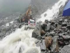 
      
      Passengers rescued from vehicle stuck on Badrinath highway...
      
      