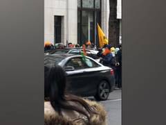 
      
      'Khalistani' flags seen at London protest held in solidarity...
      
      