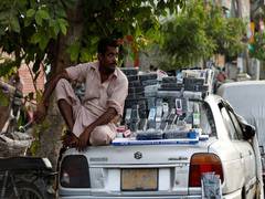 
      
      Pakistan: Over 300,000 car buyers in Sindh wait for vehicle...
      
      
