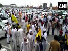 
      
      Convoy of farmers leaves Haryana's Karnal to join Tikri...
      
      