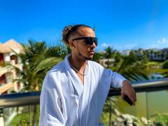 How Cash Cartier, a successful young entrepreneur and networking ...