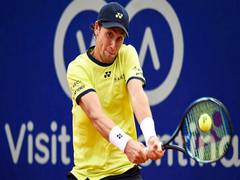 
      
      Casper Ruud defeats Diego Schwartzman to win Argentina Open
      
      