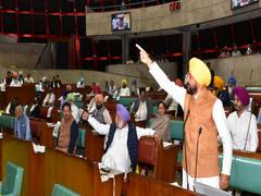 
      
      Punjab CM tears into Akali rank and file during state...
      
      