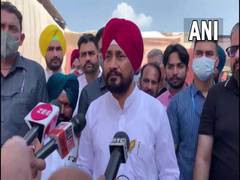 
      
      Punjab CM Charanjit Channi to visit Lakhimpur Kheri today
      
      