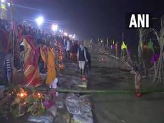 
      
      Chhath puja: Devotees gathers at Patna's Ganga ghat to...
      
      
