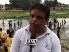 
      
      WB: Massive cleanliness drive on Mahananda River held in Siliguri
      
      