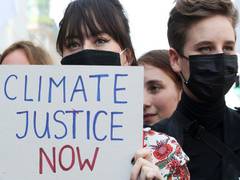 
      
      At Glasgow climate summit spotlight on biggest emitter China
      
      