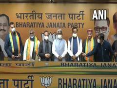 
      
      Ex-Cong, SP MLAs join BJP ahead of UP Assembly polls
      
      