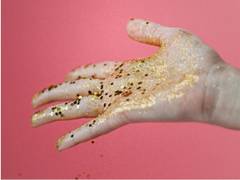 
      
      Research shows wearable ultra-thin sensor is as good as gold
      
      