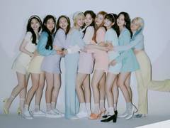 
      
      TWICE announce new mini-album 'Between 1&2', to arrive in August
      
      