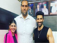 
      
      Aditya Roy Kapoor lays smack down on wrestler in Khali's hood
      
      