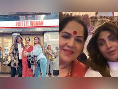 
      
      Shilpa Shetty enjoys Pretty Woman musical with her 'pretty women'
      
      