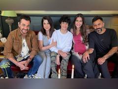 
      
      Sonam-Anand play perfect hosts to Sanjay-Maheep Kapoor in London
      
      