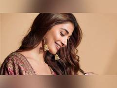 
      
      Pooja Hegde exudes ethnic charm in pink Anarkali; see photos
      
      