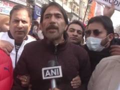 
      
      J-K Congress stages demonstration in support of protesting...
      
      