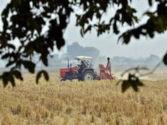 
      
      Centre increases MSP of paddy, Kharif crops
      
      