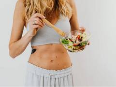 
      
      Women can lower their rate of illness with improved diet
      
      