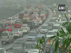 
      
      Rainfall leads to waterlogging in Dharavi
      
      
