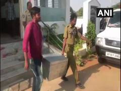 
      
      LS polls: Rs 39 lakh unaccounted cash seized in Andhra Pradesh
      
      