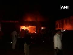 
      
      5 dead in blaze at Pune cloth godown
      
      