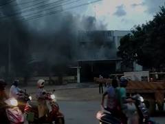 
      
      Telangana: Minor fire at Secunderabad school, no injuries...
      
      