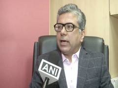 
      
      Delhi doctor advises people to have hot liquids to beat cold
      
      