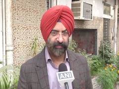 
      
      DSGMC opposes Pak decision to close 'darshan' of Gurdwara...
      
      