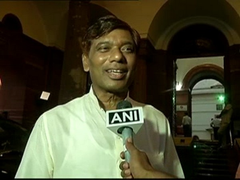 
      
      Ram Vilas Paswan's brother suffers heart attack, admitted in RML
      
      