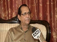 
      
      Congress MLAs lured with money, ministerial berths: Ex-Goa CM
      
      