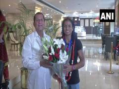 
      
      BJD MP Achyuta Samanta welcomes Dutee Chand
      
      