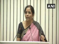 
      
      Editors Guild delegation meets FM 
      
      