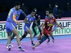 
      
      PKL: Naveen Kumar helps Dabang Delhi KC beat Tamil Thalaivas
      
      