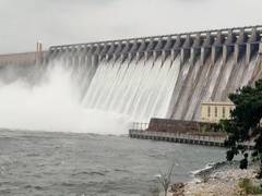 
      
         Telangana: 10 crest gates of Nagarjuna Sagar dam opened...
      
      