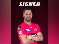 
      
      BBL: Sydney Sixers sign Dan Christian to boost batting depth
      
      