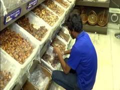 
      
      Hyderabad: Large varieties of dates flood market as demand...
      
      