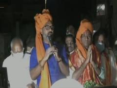 
      
      BJP's Nizamabad MP warns Owaisi brothers, says will 'muzzle'...
      
      
