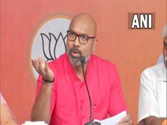 
      
      Arvind Dharmapuri slams Telangana CM for taking 'panga' with...
      
      