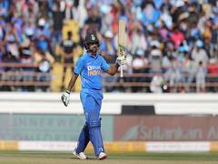 
      
      Dhawan to play no further part in ongoing second ODI
      
      