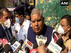 
      
      Mamata's stand can create problems between local police, BSF:...
      
      