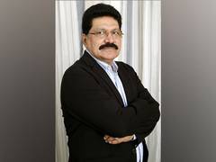 
      
      Dr Abdul Rehman Vanoo Helps Daily Workers in Bollywood With...
      
      