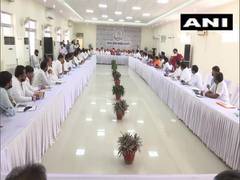 
      
      UP Assembly polls: Priyanka Gandhi chairs Congress election...
      
      