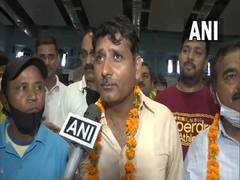 
      
      Received best gift on Teachers Day, says coach of Krishna Nagar
      
      