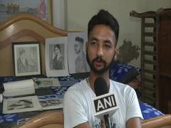 
      
      Defying all odds, specially-abled artist from Ludhiana earns...
      
      