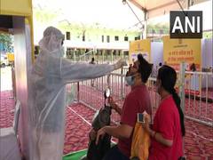 
      
      Drive-in COVID-19 testing centres set up in MP's Indore
      
      
