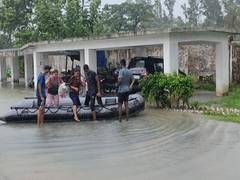 
      
      Cyclone Yaas: 7 Navy teams undertake relief operations in Bengal
      
      