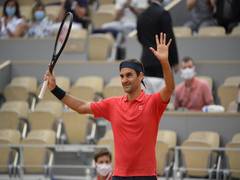 
      
      Roger Federer withdraws from French Open
      
      
